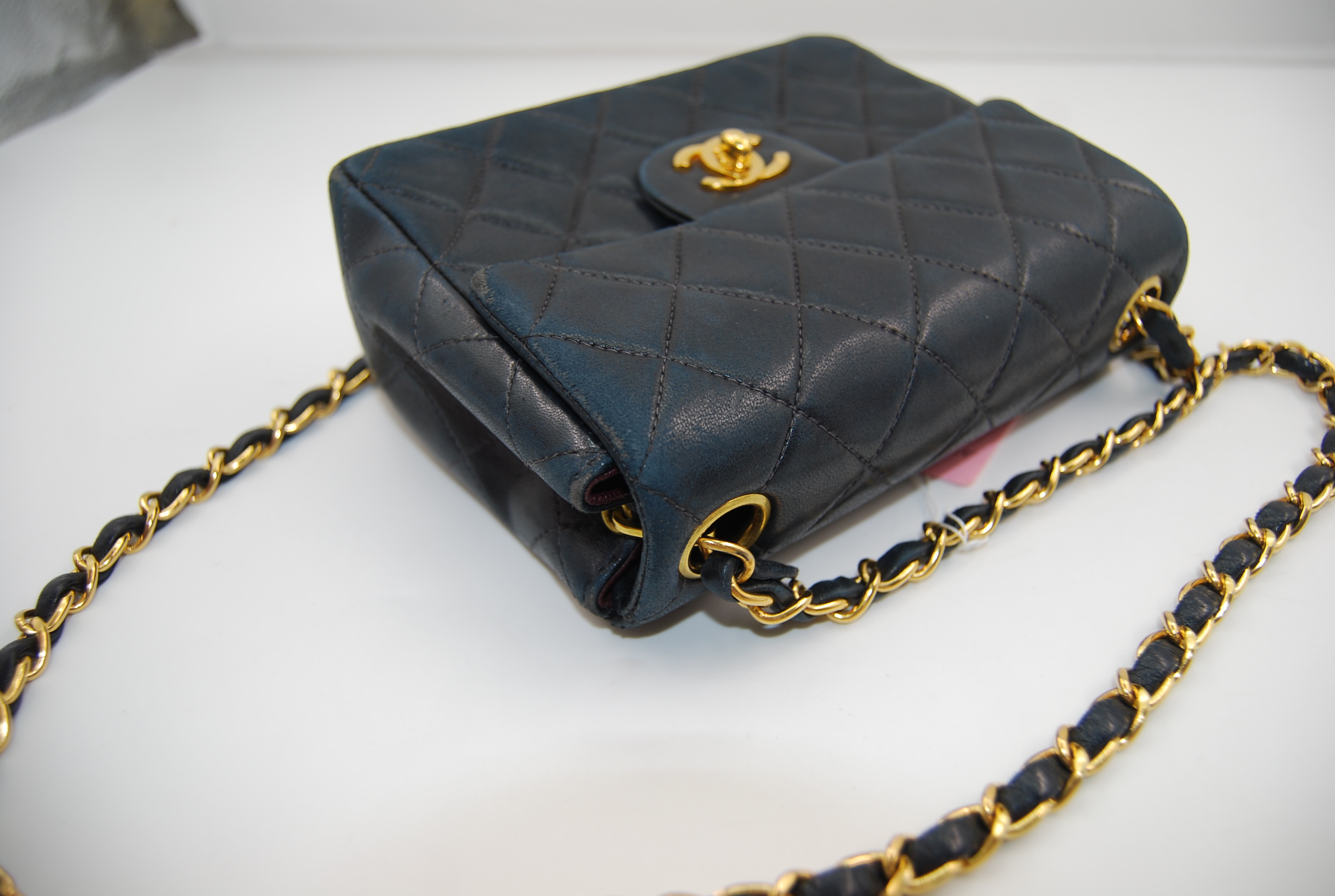 CHANEL マトラッセ 染め直し メンテナンス 修理前